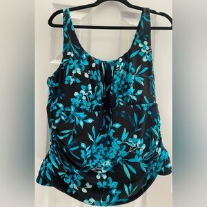 Lands’ End Tankini Top- Black with blue floral print like new condition …